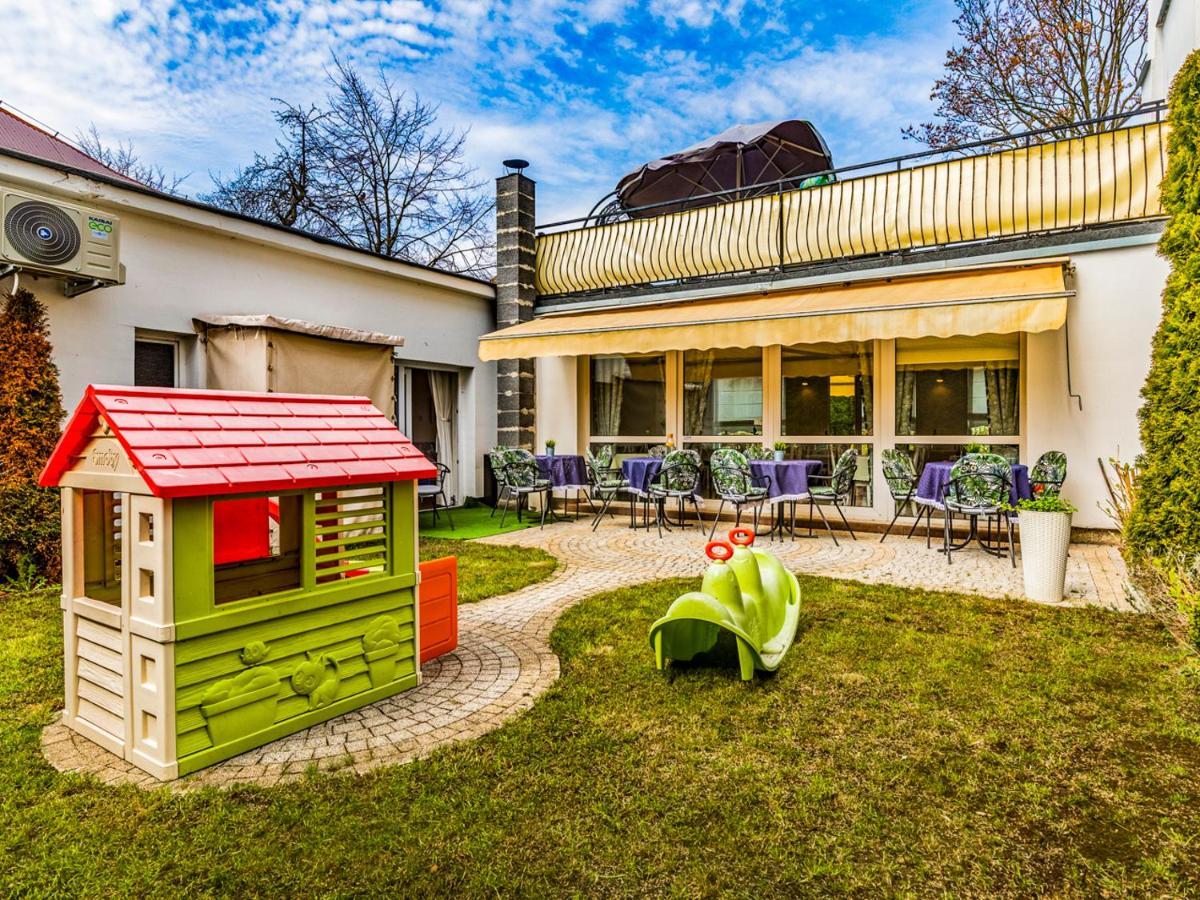 Orion Dom Goscinny Dziwnów Exterior foto